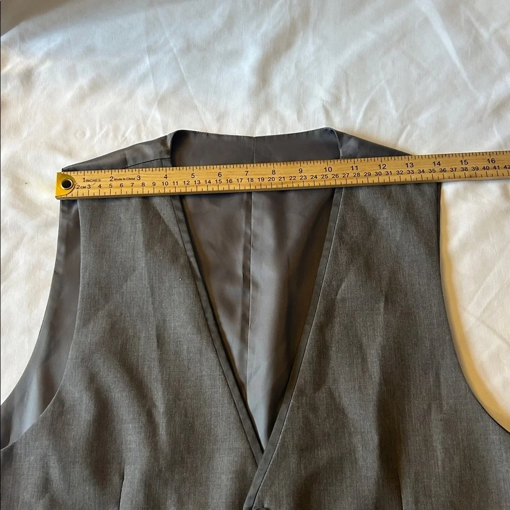 Ted Baker Gray 3-Piece Suit Blazer Vest Pants Men’s Tailored Set
